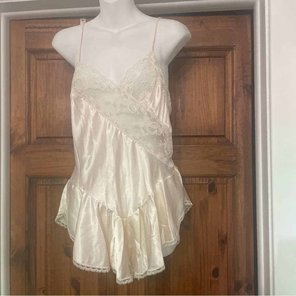 NWT Vtg Lindsey Blake S 1 Pc Lingerie Peach Lace Romper Button Close USA Made